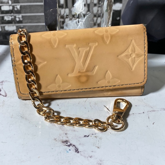 Authentic Louis Vuitton Vernis Key Case - Picture 2 of 13